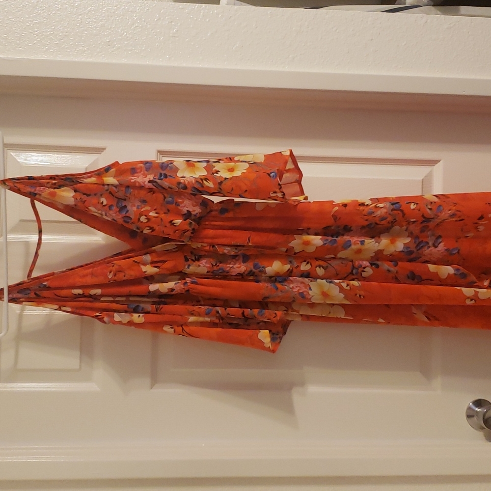 Flowy hi-low dress